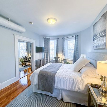 Huge,3 Bed,2Bath,Public Transport,Boston,Sleeps 9 Brookline Exterior foto
